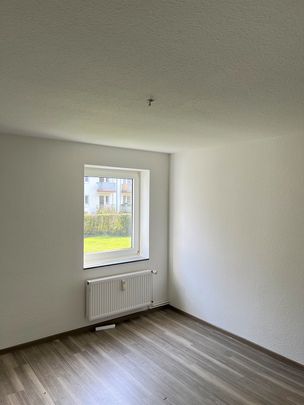 2-Zimmer-Erdgeschosswohnung in Düren-Stadtmitte, Steinweg 7 - Photo 1