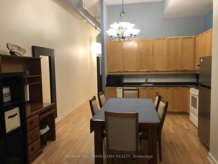 Merchandise Lofts , #825 - Photo 2
