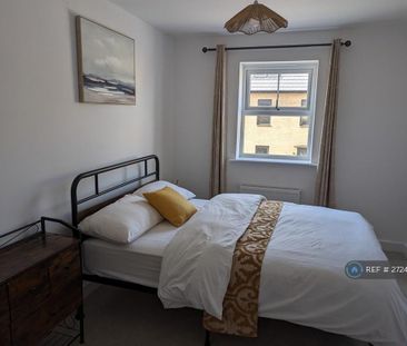 1 bedroom in a house share to rent - Photo 4