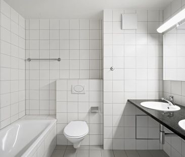 "Wohnen auf 2 Etagen in Allschwil" - Photo 6