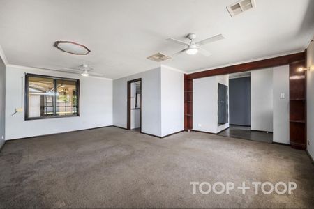 Modern Family Oasis - Photo 2