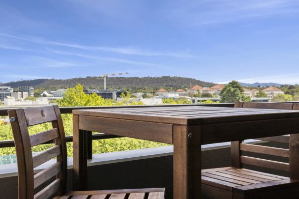 62/44 Macquarie Street, Barton. - Photo 1