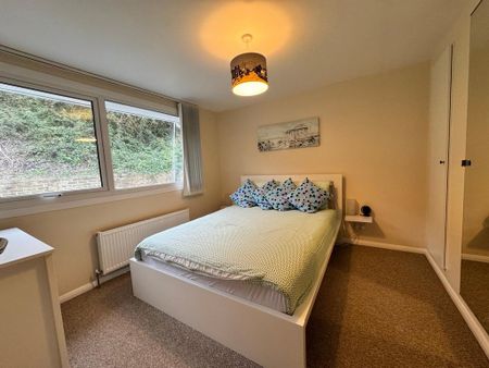 3 bedroom terraced house to rent - Photo 3