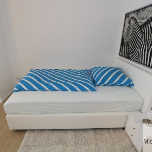 Neu renoviertes Zimmer in 4er WG im Herzen der Altstadt - Photo 1