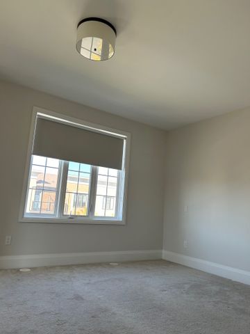 For Lease - 10 Mildred Temple Way Unit# TH 16, Markham, Ontario - Photo 4