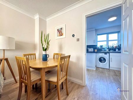 2 bedroom terraced house to rent - Photo 5