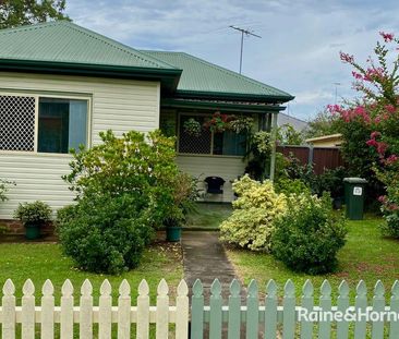 3 Bedroom Home in Leumeah - Photo 4