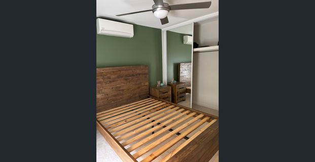 Recently renovated, tranquil inner city living - Photo 1