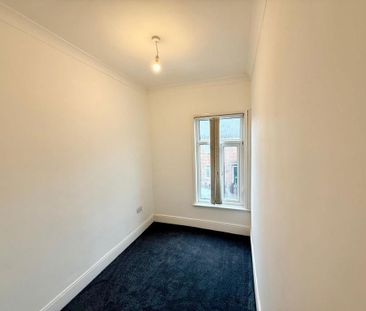 3 bedroom end of terrace house to rent - Photo 5