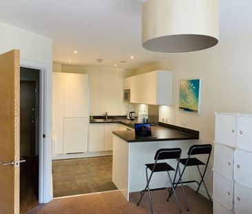 1 Bed Flat, Whitworth, M3 - Photo 6