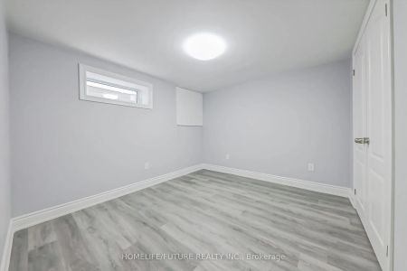 31 Scarden Avenue #2BR Bsmt - Photo 3