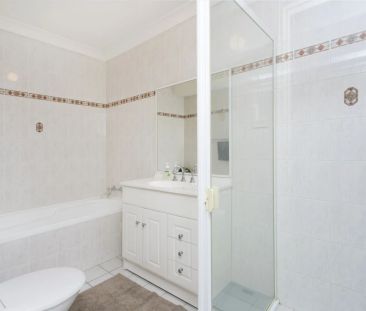 Spacious & comfortable 3-bedroom Unit - Photo 4