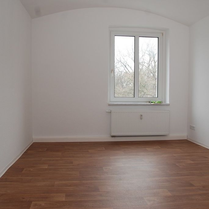 Tolle 4-Raum-Familienwohnung mit Balkon - Foto 1