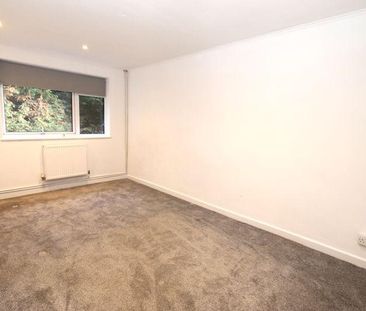 2 bedroom maisonette to rent - Photo 4