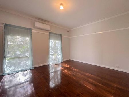 Prime Location – Federal Square - Photo 4