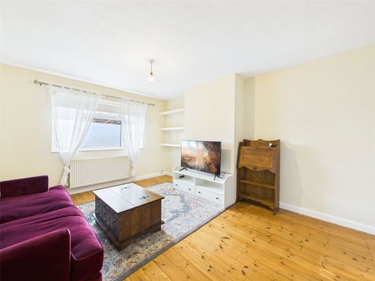 Jubilee Close, Hampton Wick, KT1, Kingston Upon Thames - Photo 1