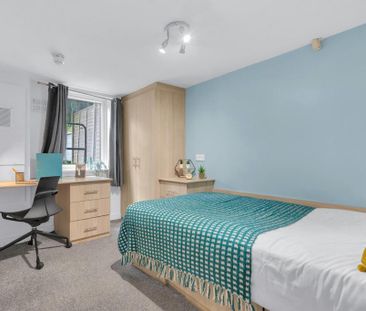 1 bedroom in a house share to rent - Photo 4