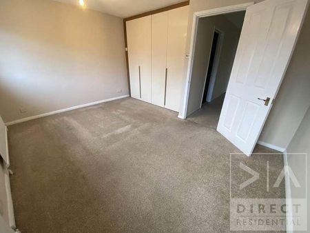 Middle Lane, Epsom, KT17 - Photo 5