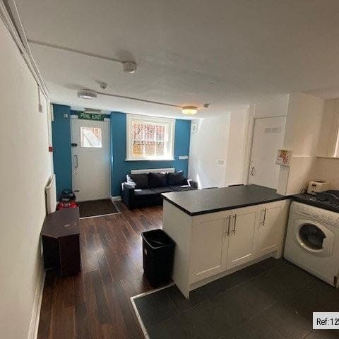 3 bed Apartment in Seel Street , Liverpool, L1 4BE - Photo 1