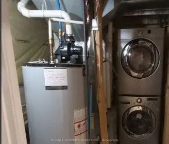 Detached Home For Lease | N9244720 - Photo 2