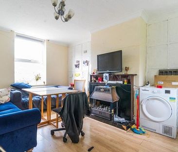 5 bedroom house to rent - Photo 1