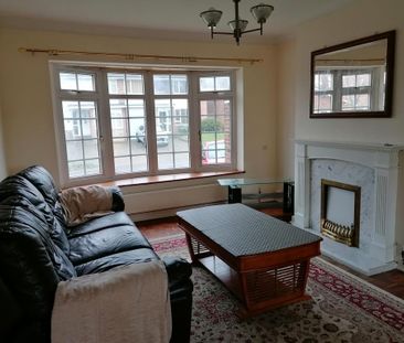 3 bedroom semi-detached house to rent - Photo 3