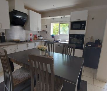 Location Maison 4 pièces 100m² LA RIVIERE 97421 - Photo 5