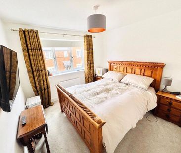 3 bedroom detached house to rent - Photo 5