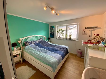 *Sonnenterrassen für jede Tageszeit* zentrales Wohnen im schönen Buisdorf. - Photo 2