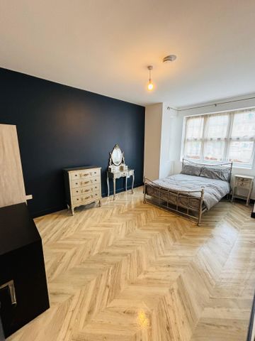 RM1 Bermuda Road | Tilbury | London | RM18 7DA - Photo 2