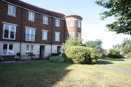 2 bed apartment to rent in Gras Lawn, Exeter, EX2 - Photo 5