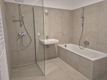 Schöne 3 Zimmer Innenhofwohnung! - Photo 2