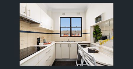 Private and Leafy Retreat Offering Effortless Coastal Living - Photo 2