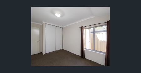 4 x 2 Modern Home with Theatre - Photo 5