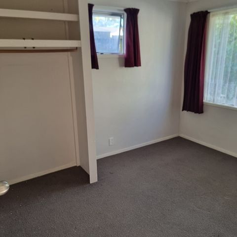 Sunny deck near Sunnyvale station - Photo 1