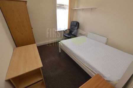4 bedroom terraced house to rent - Photo 4