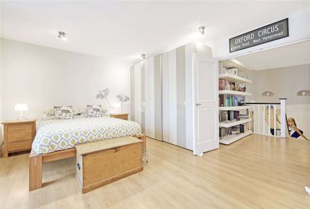 A stunning three bedroom apartment in the heart of Islington - Photo 4
