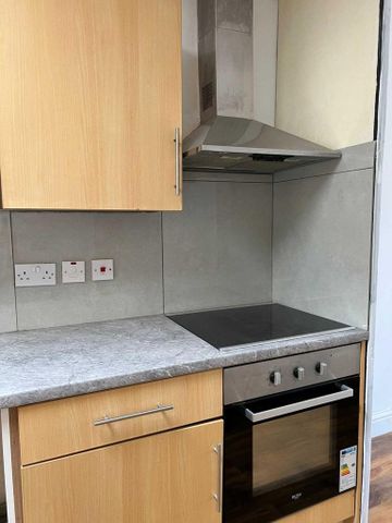 Studio to rent - Photo 5