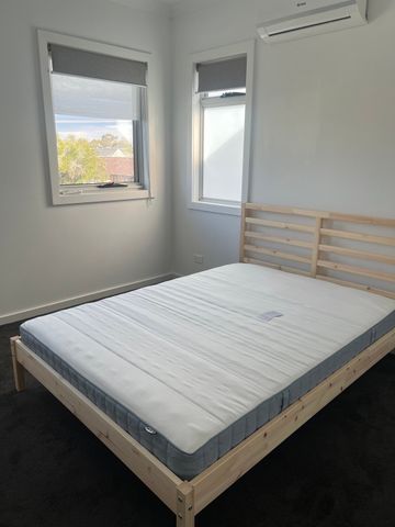 West Footscray - Photo 3