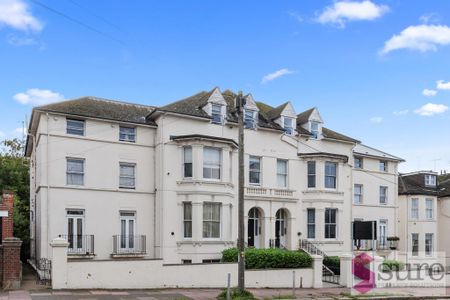 1 bedroom flat to rent - Photo 2