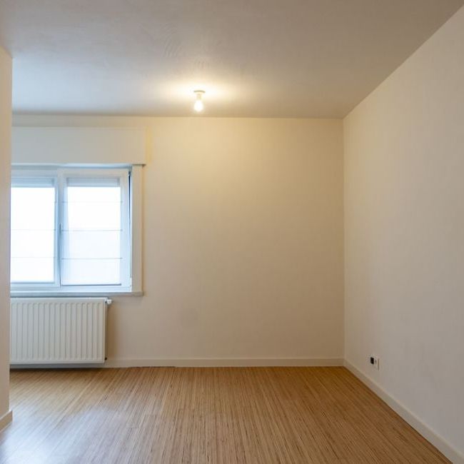 Woning te huur in Harelbeke voor € 1.200 met 4 slaapkamers - Photo 1