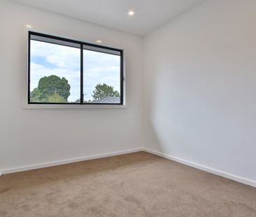 2/25 Florence Avenue, Donvale - Photo 2