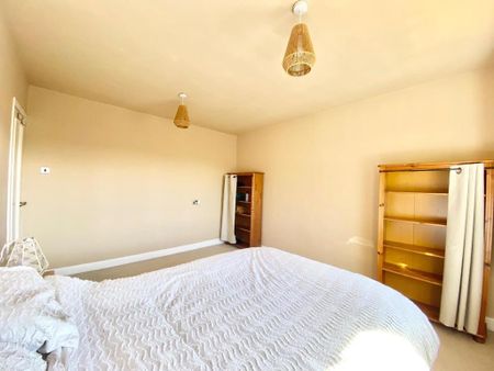 2 bedroom maisonette to rent - Photo 3