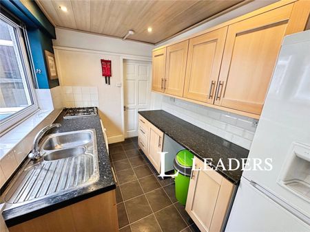 2 bedroom house to rent Honeywall, Stoke-on-Trent, Staffordshire, ST4 - Photo 5