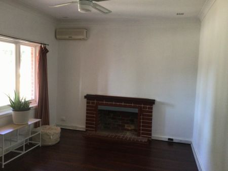 18 Lever Place, Willagee, WA 6156 - Photo 3