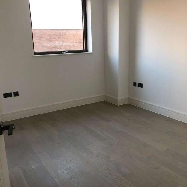Flat, Colts Village Apartments, Barking Road, London, E6 - Photo 1