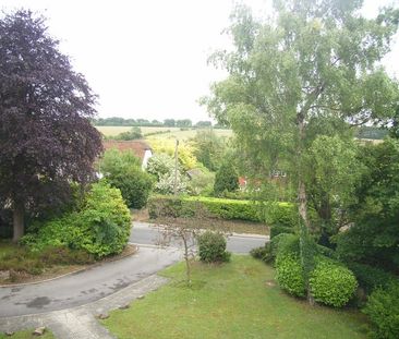 Warren Road, Guildford, Surrey, GU1 - Photo 6