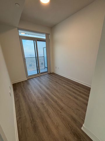 For Lease - 8 Interchange Way Unit# 5002, Vaughan, Ontario - Photo 3