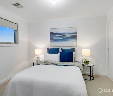 “Modern Townhouse in Prime Chelsea Location!” - Photo 4
