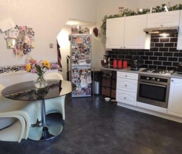 2 bedroom terraced house to rent - Photo 6